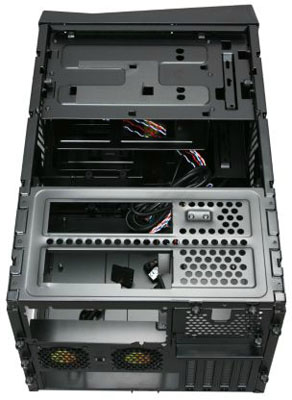 Gabinete ITX compacto Thermaltake VM70001W2Z Armor A30